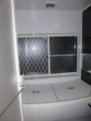 TOTOサザナで広々、快適な浴室へ TOTOサザナで広々、快適な浴室へ